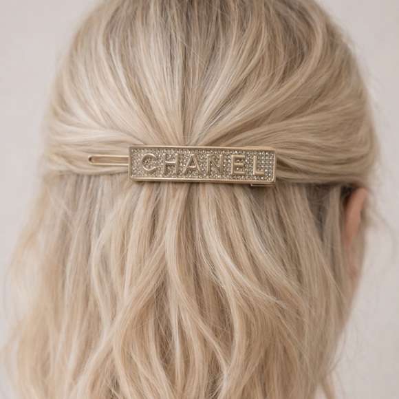 CHANEL Accessories - CHANEL Metallic Rectangular Hair Clip